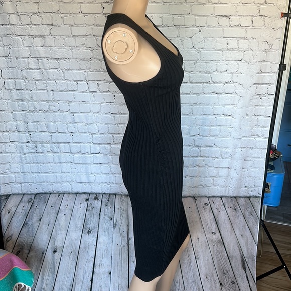 🍼Show Me Your MuMu Maternity Dress🍼 - Picture 5 of 8